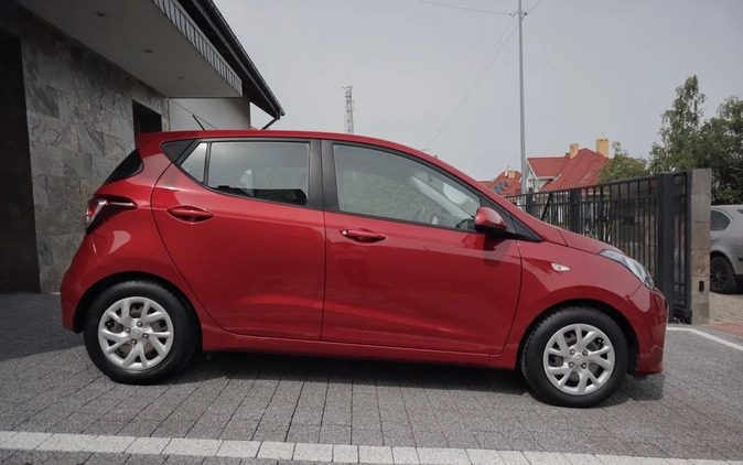 Hyundai i10 cena 35100 przebieg: 38720, rok produkcji 2017 z Polanów małe 154